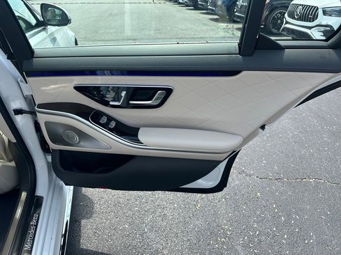 New 2026 Mercedes-Benz S 580 4MATIC Sedan image 18