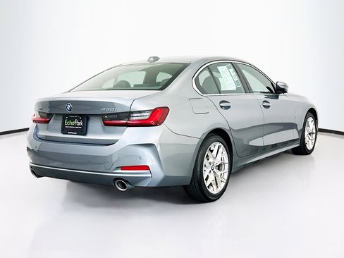 Used 2025 BMW 330i xDrive Sedan image 9
