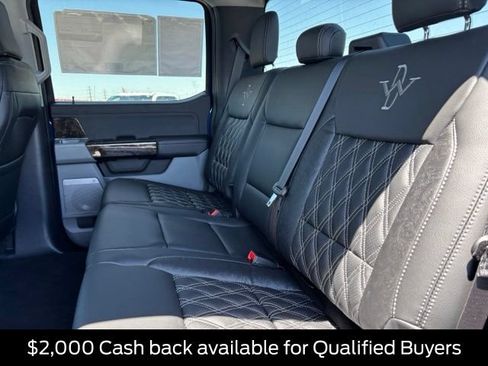 New 2026 Ford F250 XLT w/ XLT Premium Package AWD/4WD image 17