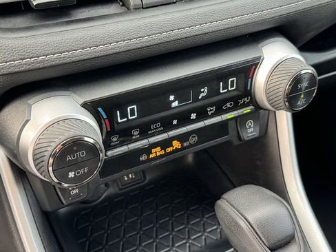 Used 2024 Toyota RAV4 XLE image 19