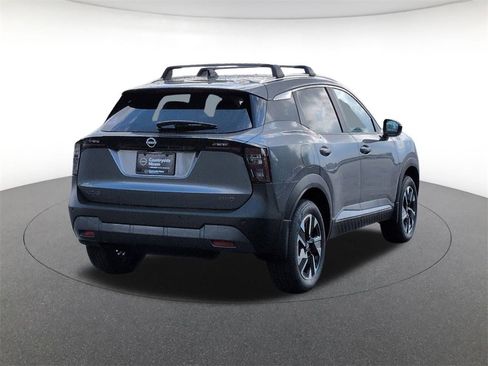 New 2026 Nissan Kicks SV w/ Cold Weather Package image 5