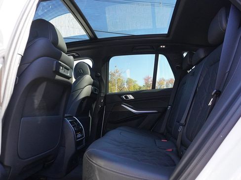 Used 2023 BMW X5 xDrive40i w/ Premium Package image 46