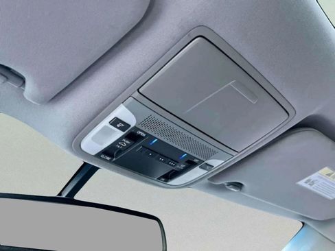 Used 2016 Acura TLX V6 image 29