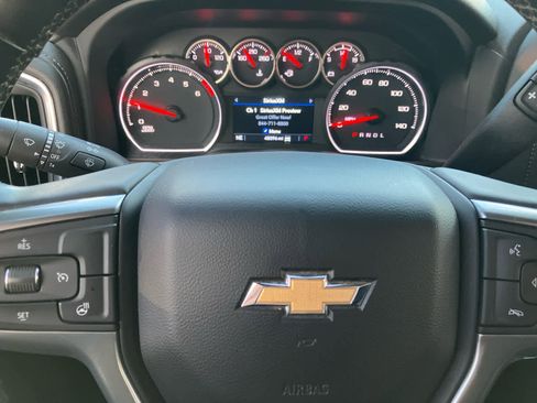 Certified 2023 Chevrolet Silverado 2500 LT w/ Convenience Package image 16