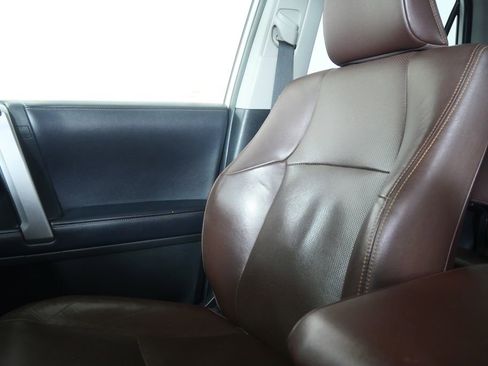 Used 2018 Toyota 4Runner Limited RWD image 21