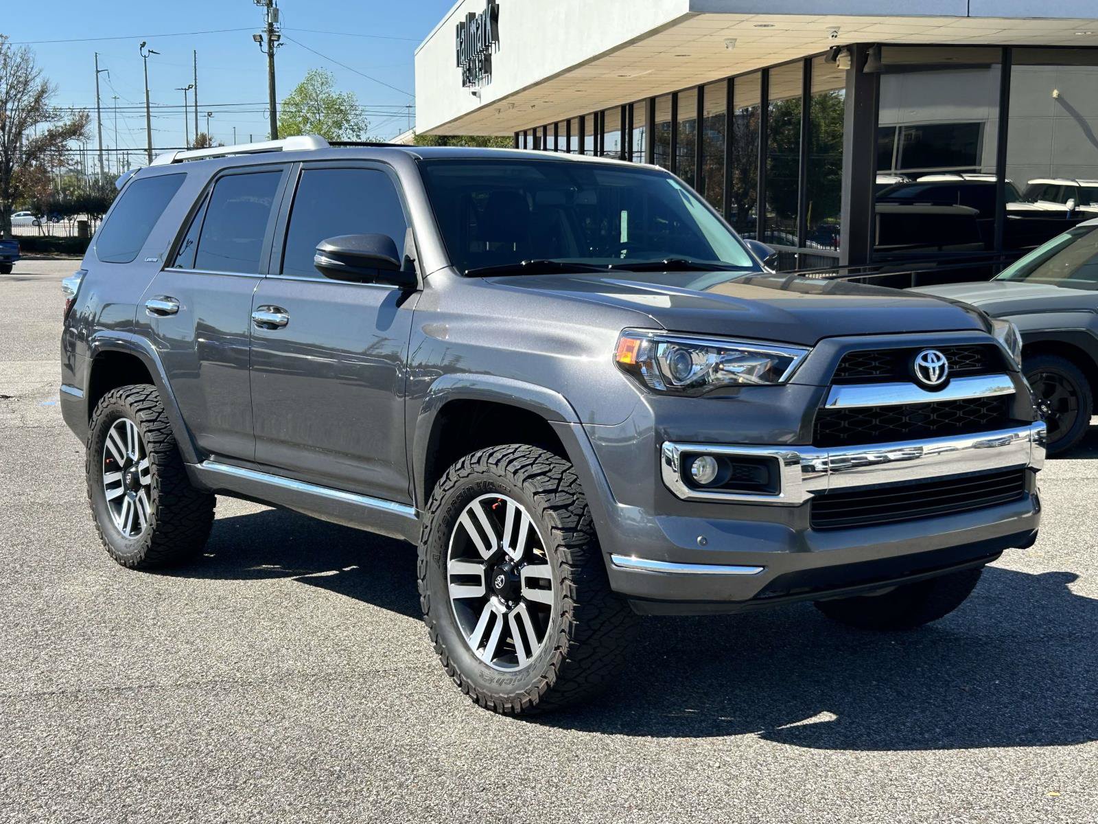 Used 2017 Toyota 4Runner Limited w/ Convenience Package AWD/4WD image 1