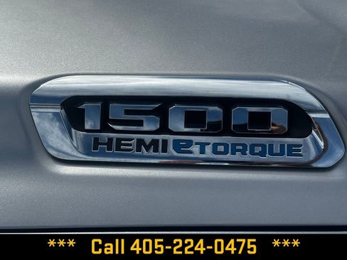 Used 2024 RAM 1500 Laramie AWD/4WD image 13