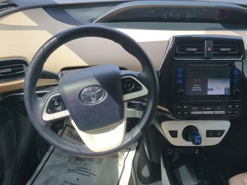 Certified 2018 Toyota Prius Three w/ Advanced Technology Package image 14