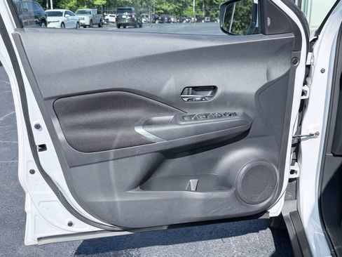 Used 2024 Nissan Kicks SV FWD image 26