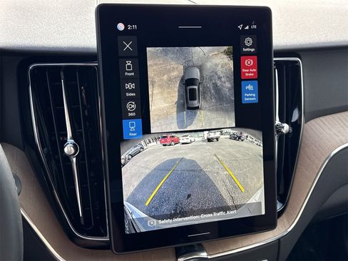 New 2026 Volvo XC60 B5 Plus w/ Protection Package Premier image 25