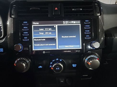 Used 2024 Toyota 4Runner TRD Off-Road image 17