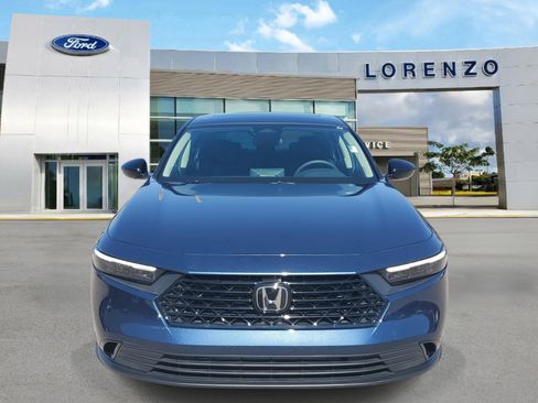 Used 2025 Honda Accord SE image 2