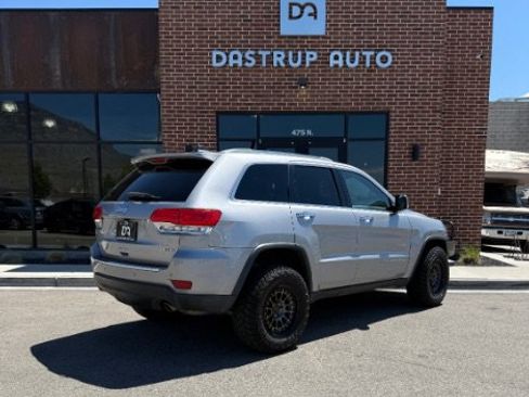 Used 2015 Jeep Grand Cherokee Limited AWD/4WD image 7