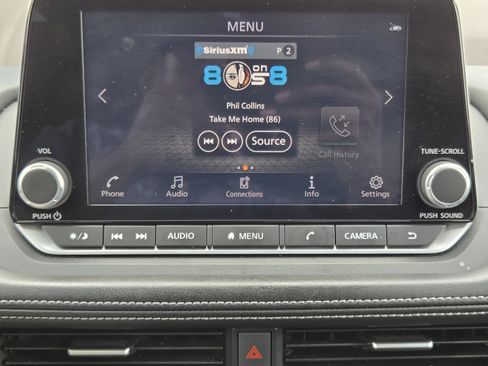 Used 2023 Nissan Rogue SV FWD image 13