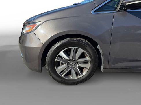 Used 2015 Honda Odyssey Touring image 9