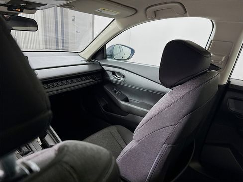 Used 2025 Honda Accord LX image 19