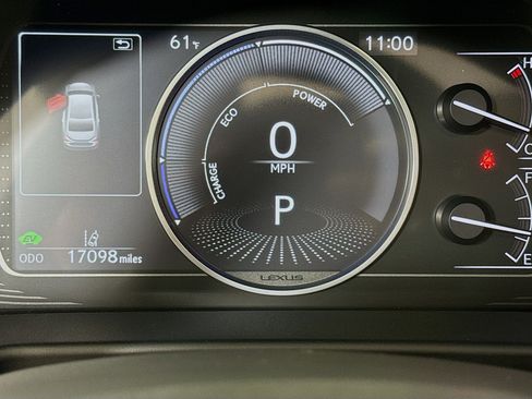 Used 2025 Lexus ES 300h w/ Premium Package image 13