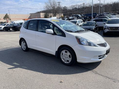 Used 2013 Honda Fit image 6