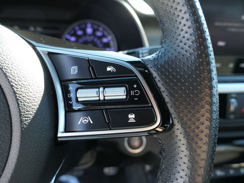 Used 2023 Kia Forte GT-Line w/ GT-Line Technology Package image 16