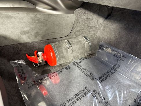 Certified 2025 Ferrari Purosangue image 29