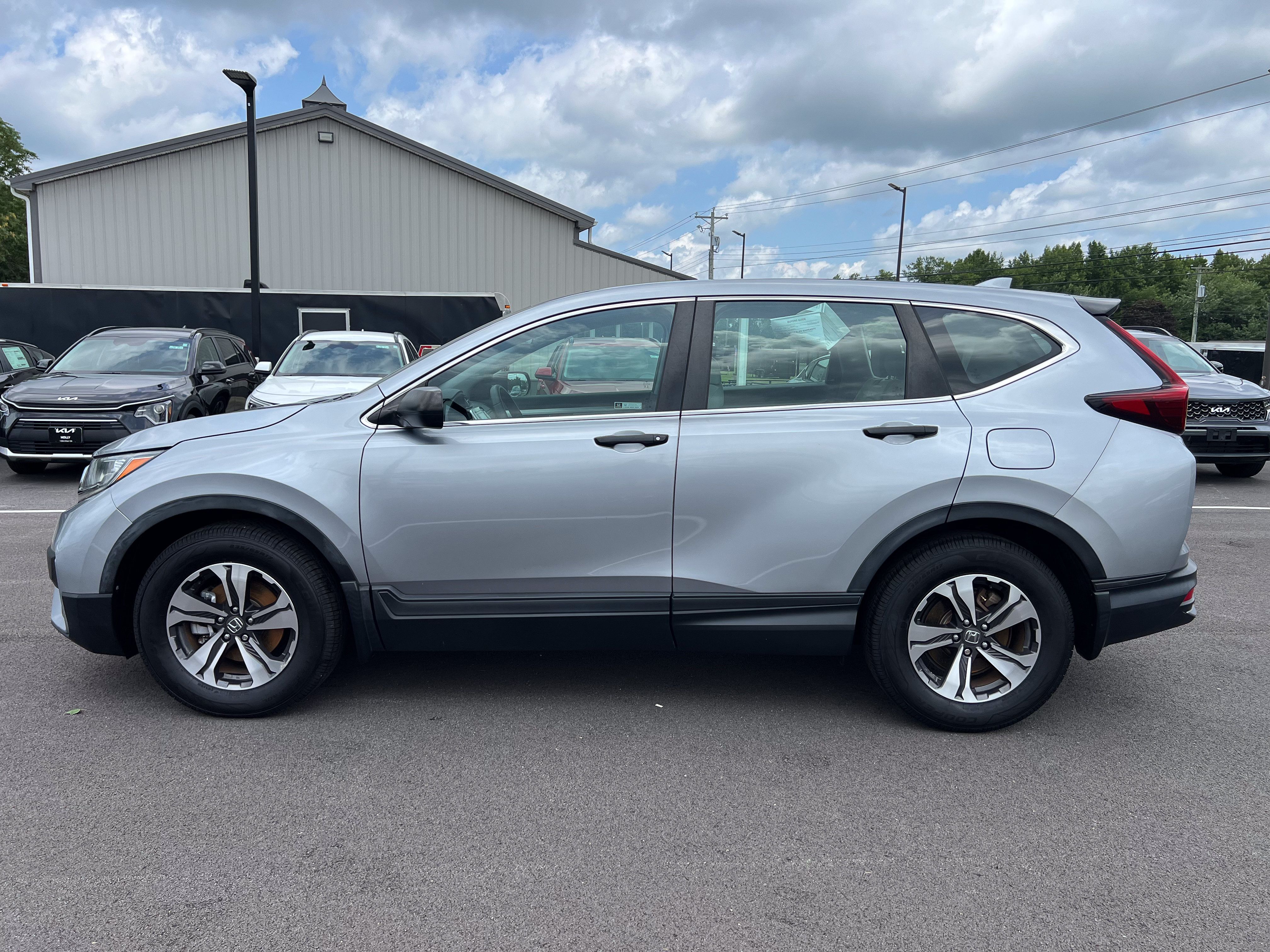 Used 2020 Honda CR-V LX image 2