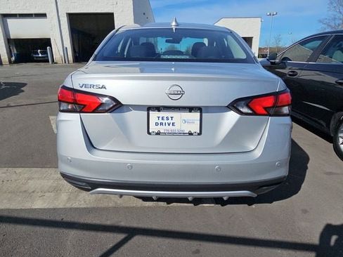 Used 2025 Nissan Versa SV w/ Trunk Package image 9