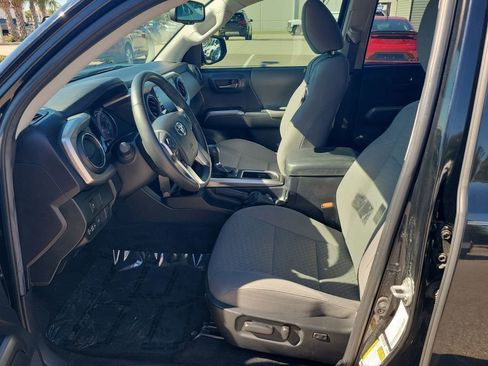 Used 2022 Toyota Tacoma SR5 image 20