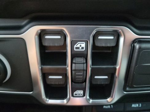 New 2025 Jeep Wrangler Sport AWD/4WD image 18