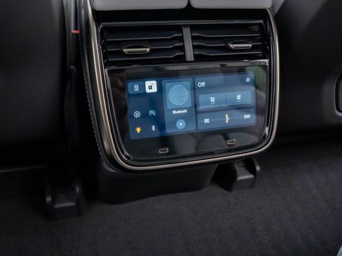 Used 2024 Rivian R1S Adventure image 23