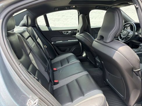 Used 2019 Volvo S60 T6 R-Design AWD/4WD image 10