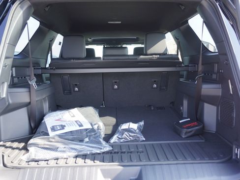 New 2026 Toyota 4Runner Limited image 10