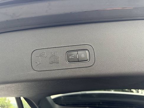 Used 2021 Lincoln Aviator Reserve AWD/4WD image 42