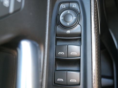 Certified 2022 Chevrolet Silverado 2500 LT w/ Convenience Package image 28