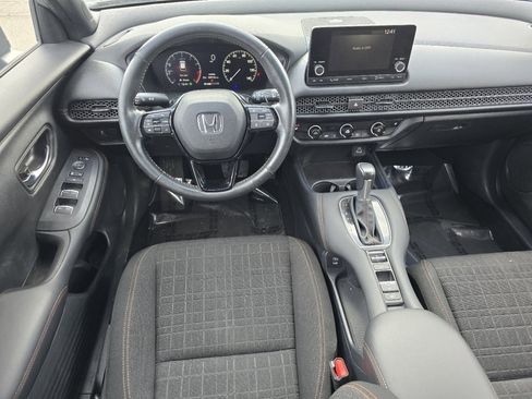 Certified 2025 Honda HR-V Sport image 24