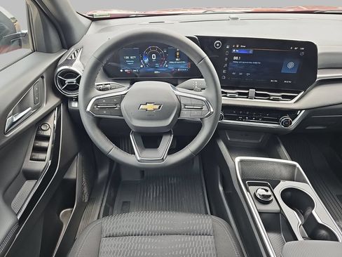 Used 2026 Chevrolet Equinox LT w/ Safety and Technology Package AWD/4WD image 20