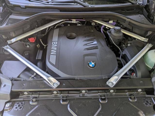 Used 2025 BMW X7 xDrive40i w/ M Sport Package AWD/4WD image 26