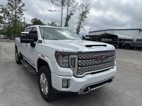 Used 2023 GMC Sierra 2500 Denali w/ Technology Package AWD/4WD image 2