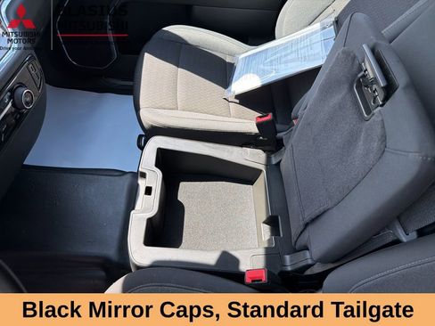 Used 2024 Chevrolet Silverado 2500 LT AWD/4WD image 21