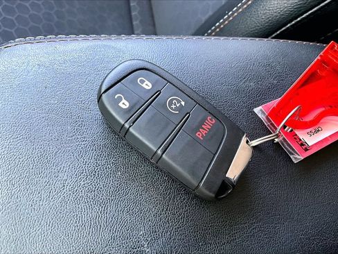 Used 2019 Jeep Compass Latitude w/ Popular Equipment Group FWD image 33