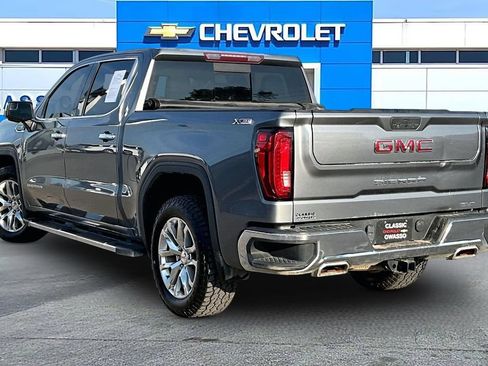 Used 2021 GMC Sierra 1500 SLT AWD/4WD image 3