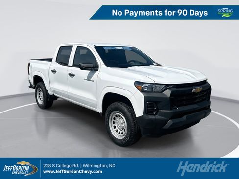 Used 2023 Chevrolet Colorado W/T image 1