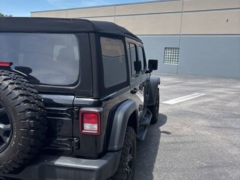 Used 2023 Jeep Wrangler Unlimited Sport AWD/4WD image 5