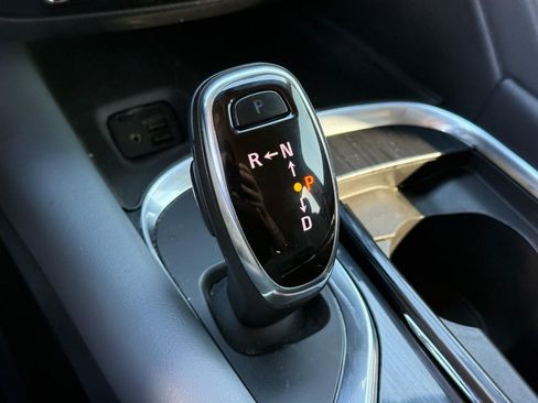Used 2020 Buick Enclave Essence w/ Sound and Sites Package FWD image 22