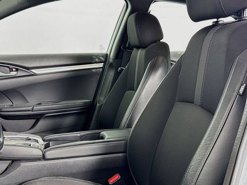 Used 2019 Honda Civic Sport image 9