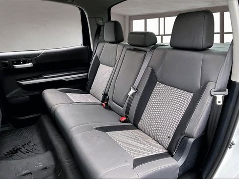 Used 2015 Toyota Tundra SR5 image 27