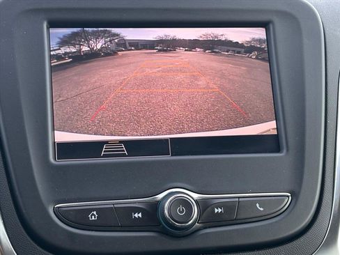 Used 2024 Chevrolet Equinox LT w/ LPO, Floor Liner Package image 23