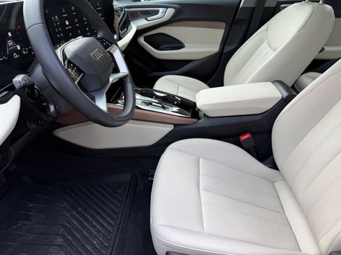 Used 2025 Audi A5 2.0T Premium Plus w/ Premium Plus image 5