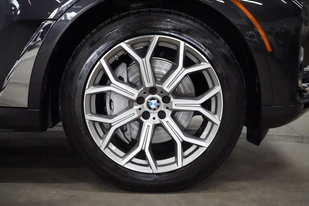 Used 2021 BMW X7 xDrive40i w/ Executive Package AWD/4WD image 43