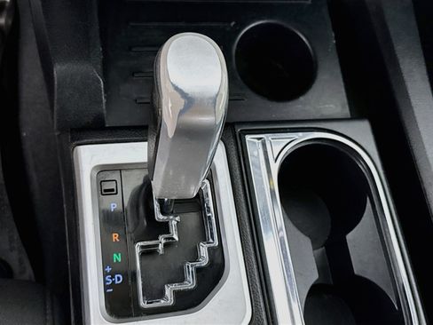 Used 2019 Toyota Tundra SR5 RWD image 18