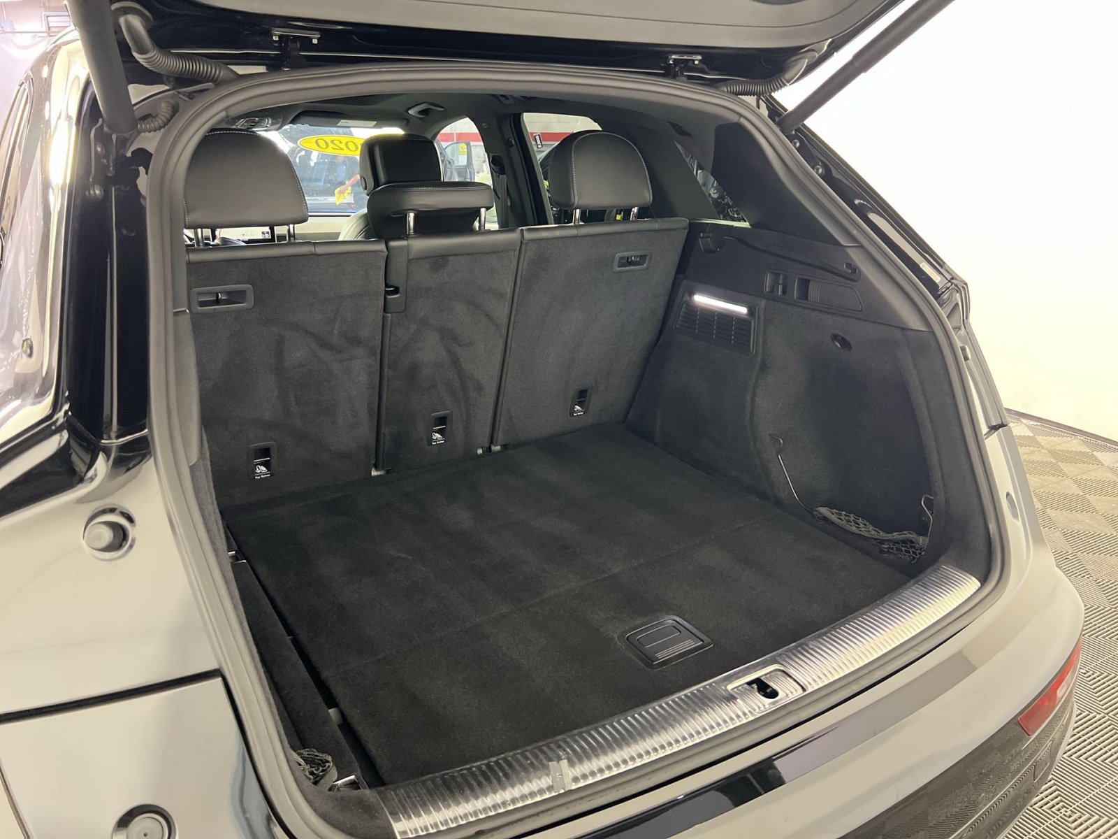 Used 2020 Audi SQ5 Premium Plus AWD/4WD image 26